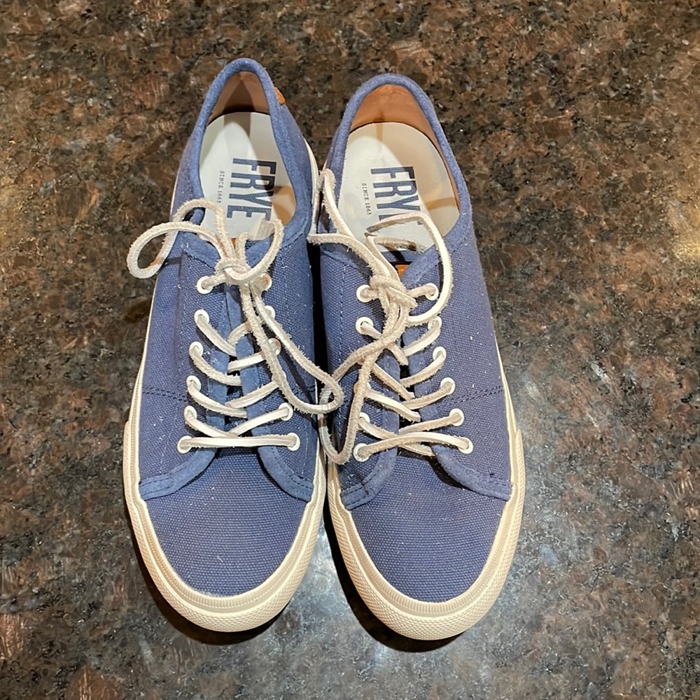 Frye Gia Canvas Low Lace Sneakers